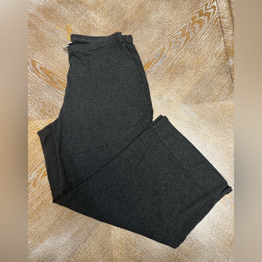 J. JILL Stretch Gray Pull On Pants Medium Waist 30” Inseam 26” Wide Leg